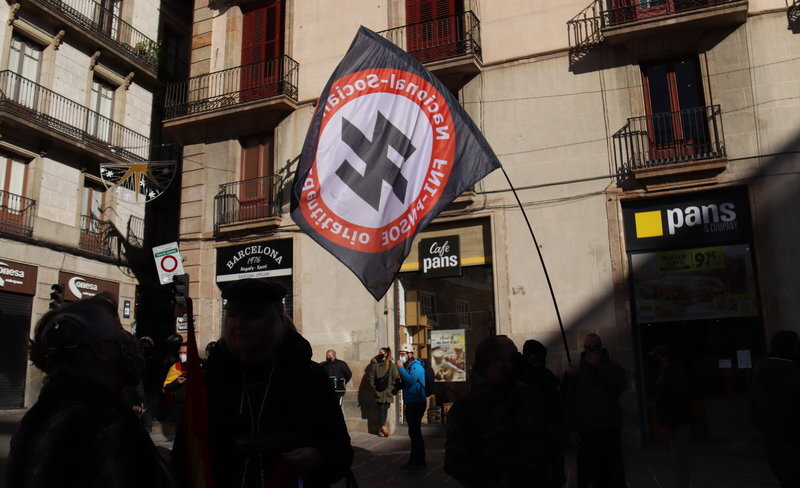 Espagne : le refus des droites d'accepter le résultat des élections crée un climat de guerre civile