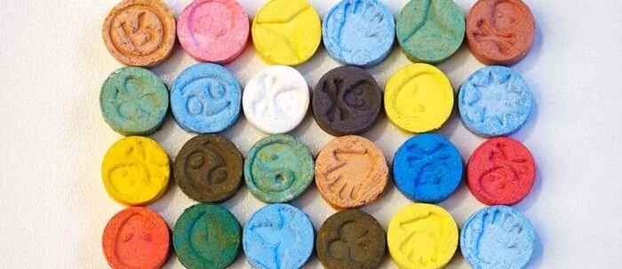 LSD-addiction.jpg