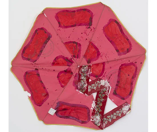 Claude Viallat Sans titre n°354, 2020  Acrylic on beach umbrella  Diam. 134 cm  52 6/8 in.
