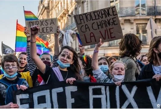 Réplique à ceux qui insultent La jeunesse