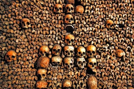 Catacombes-de-Paris-Paris-France.jpg