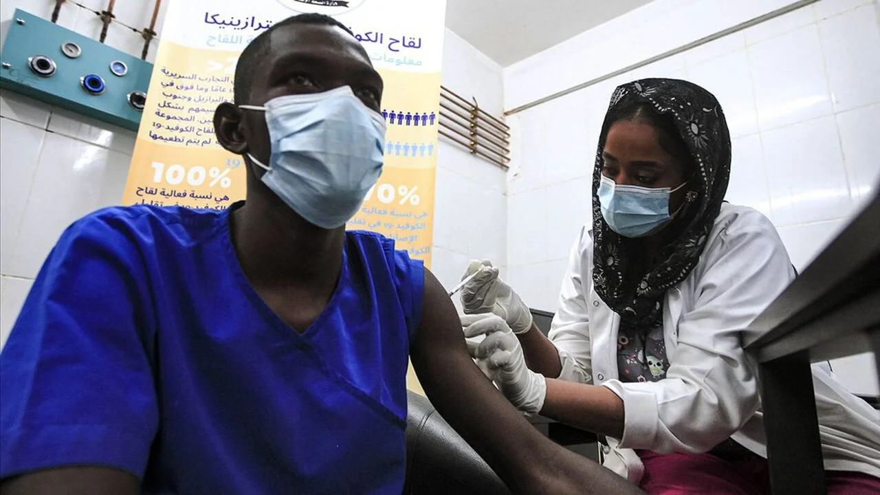 Pour un accès universel et gratuit aux vaccins !