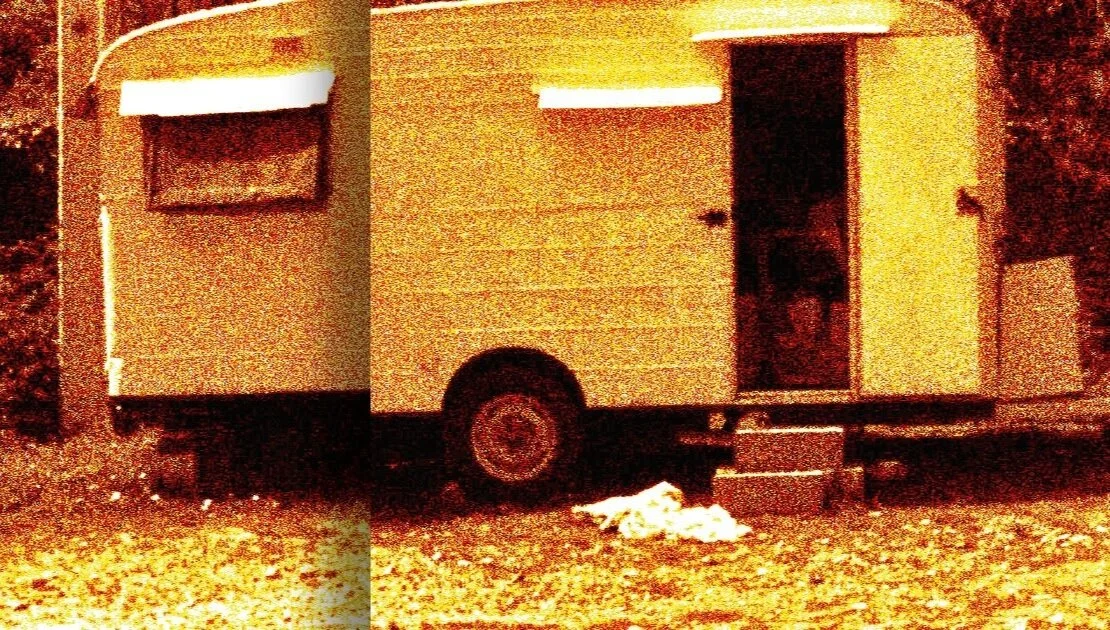 De la vie qui va en dehors des clous par Juan Milhau-Blay