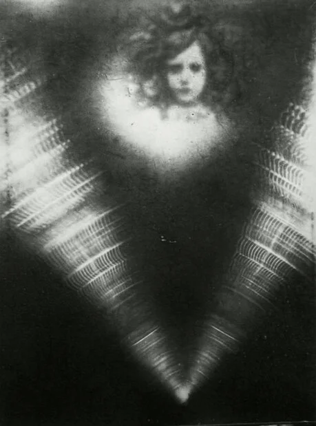 Éric Manigaud, Madge Donohoe #13, 2015 — Crayons et graphite sur trame digigraphique sur papier, 80 x 60 cm Crédit photo : Éric Manigaud / Courtesy galerie Sator © Adagp, Paris 2020