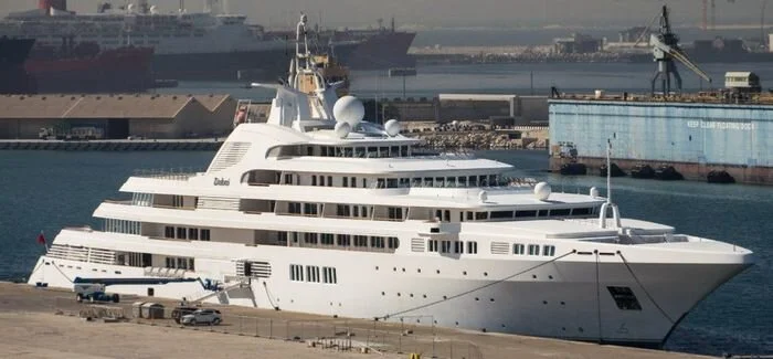 Dubaï : yacht me up ! Luxe, calme et écocide