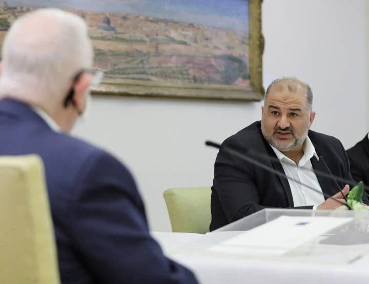 Israël. «Vous appelez ça un gouvernement du changement?»