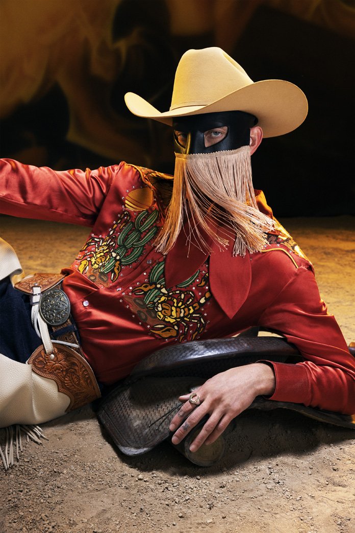L'épatant Bronco country-queer d'Orville Peck tire le genre vers 2022