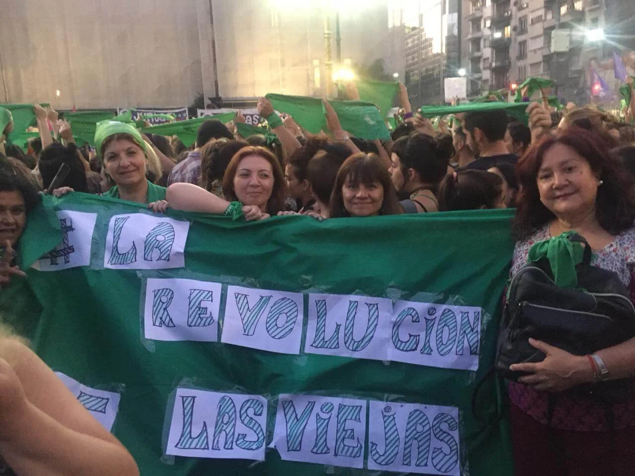 Rien n’arrêtera la révolution des vieilles ! Cette génération n'est pas prête à rentrer chez elle