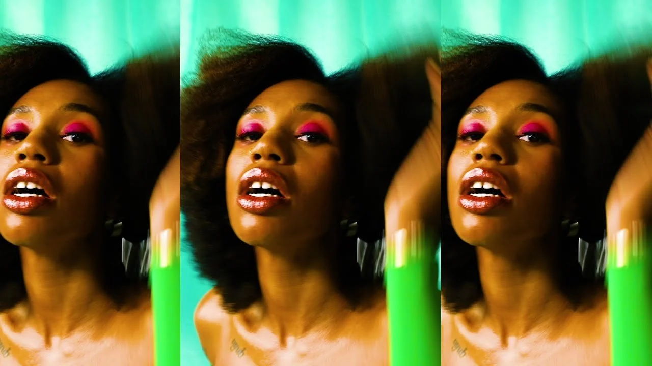 Il est opportun de se laisser décoiffer par l'identité (affirmée) de Yaya Bey
