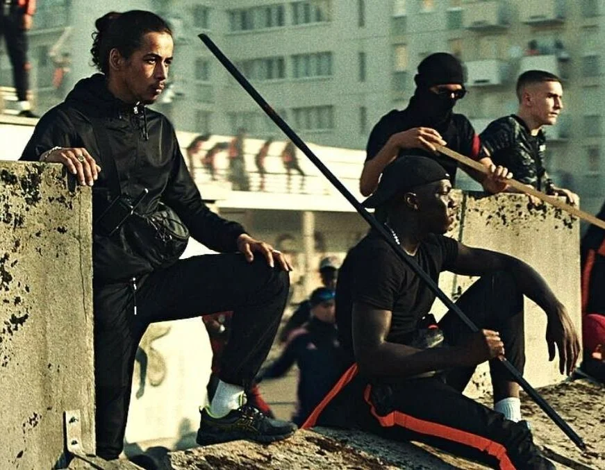 « Athena » de Romain Gavras : Le capitaine Flam est-il fasciste ?