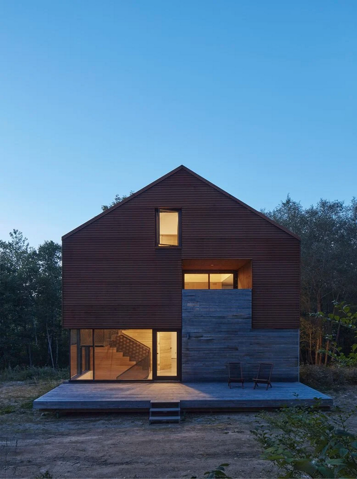 Chester House, une version minimaliste de la construction en Nouvelle-Ecosse