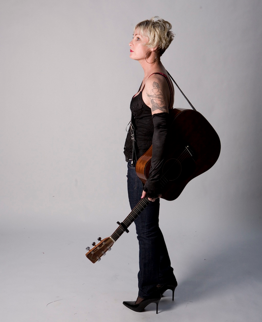 Trans cowboy express avec du sang dans les rêves de Shawna Virago 