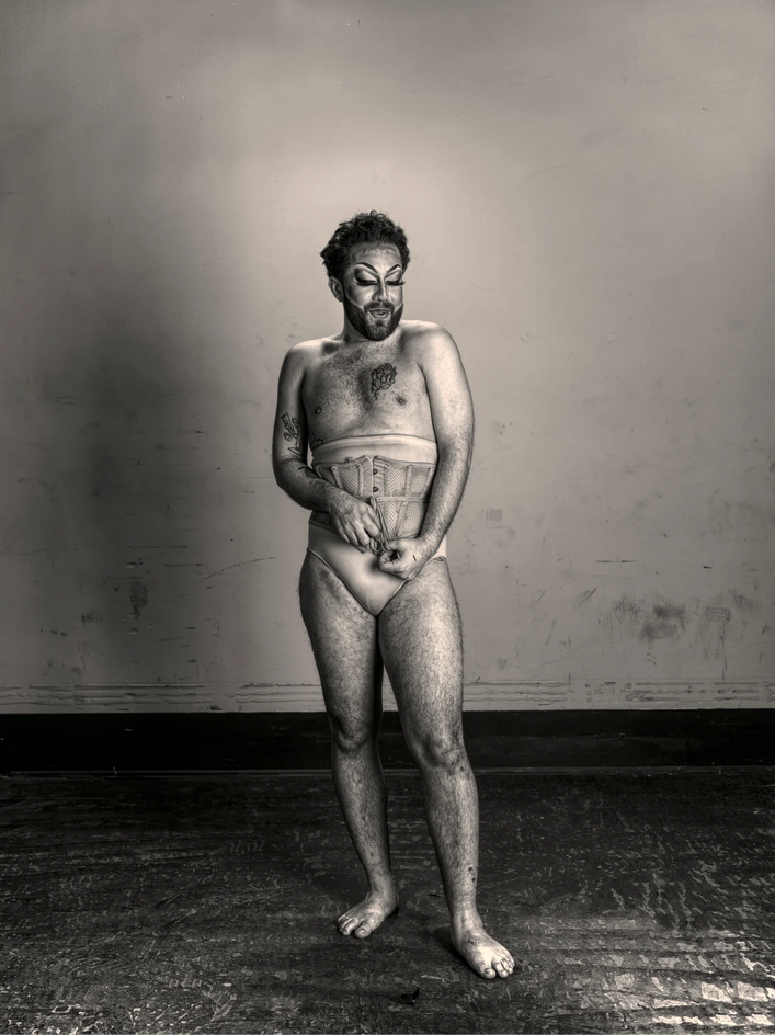 Drag/Strip, les drag-queens sans costume de Tom Zimberoff 