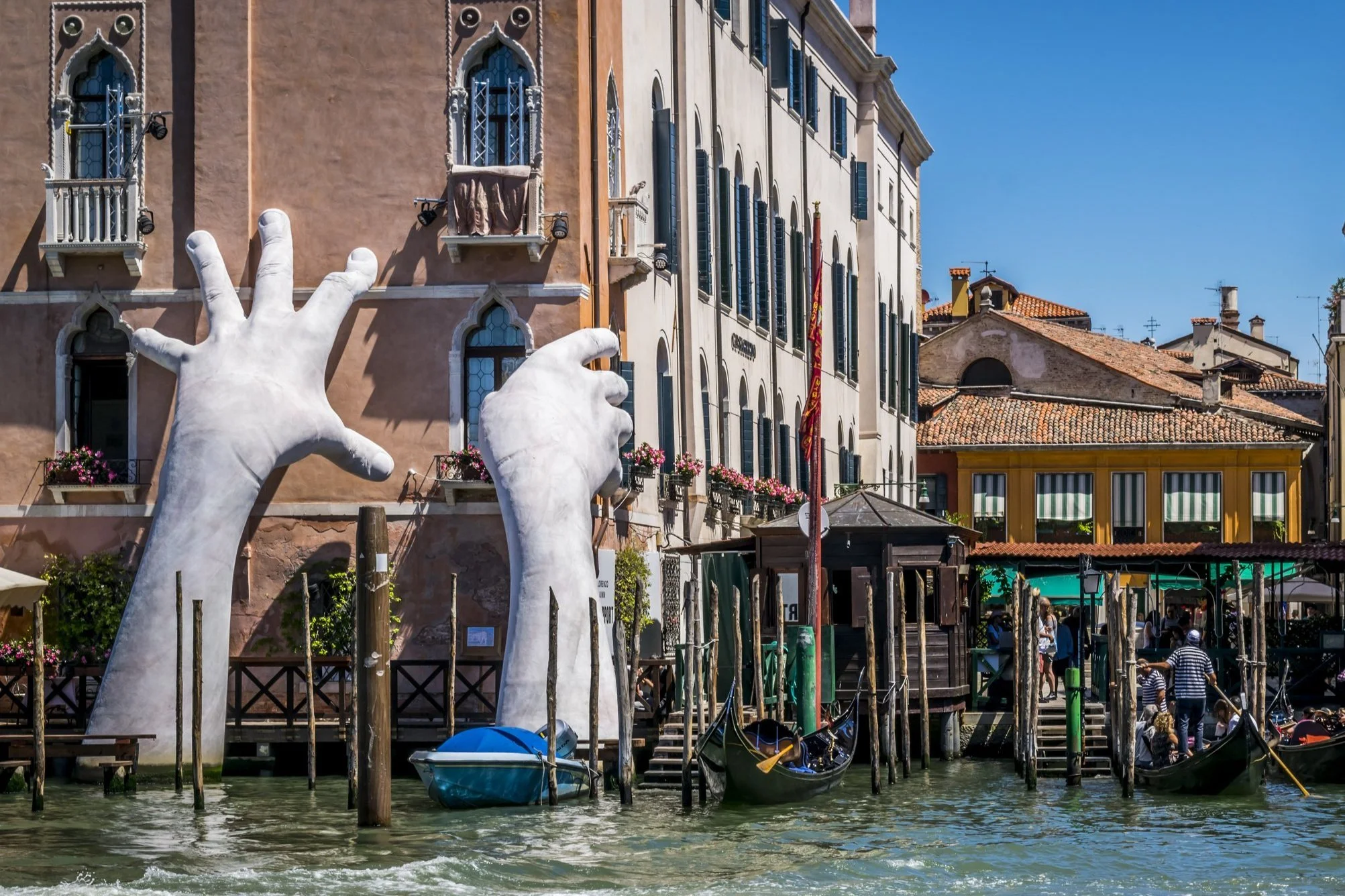 À Venise, sur l’autel des vanités, chacun se sent courageux