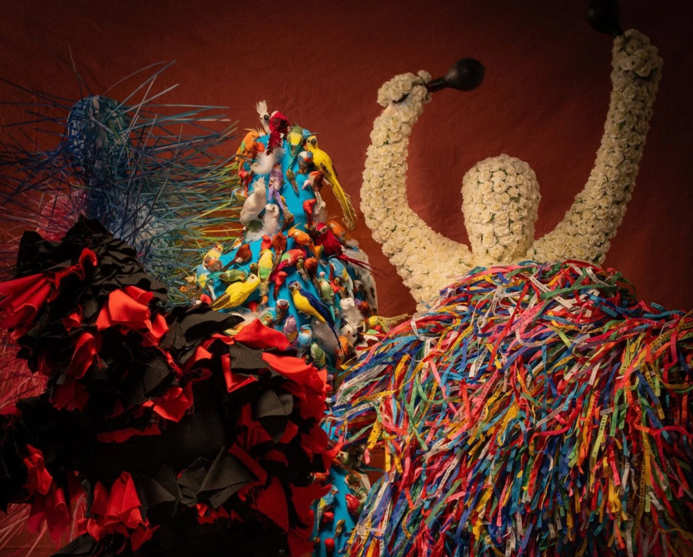 Victoria Ruiz et ses photographies vibrantes, à la convergence de la spiritualité, la nature et la performance