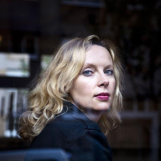 Envisager Lady Hunt d'Hélène Frappat comme gothique et neurologique 