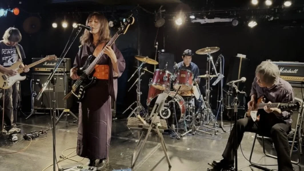Passé sous le radar : la Scène et son folk-psyché nippon addictif