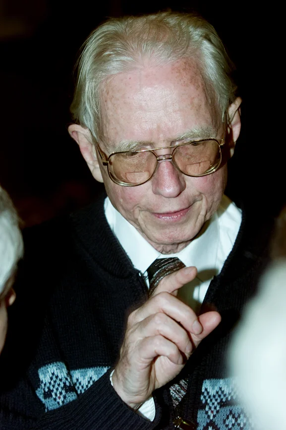 Keynote speaker John Wijngaards at Women's Ordination Worldwide International Conference, Dublin, Ireland 2001
