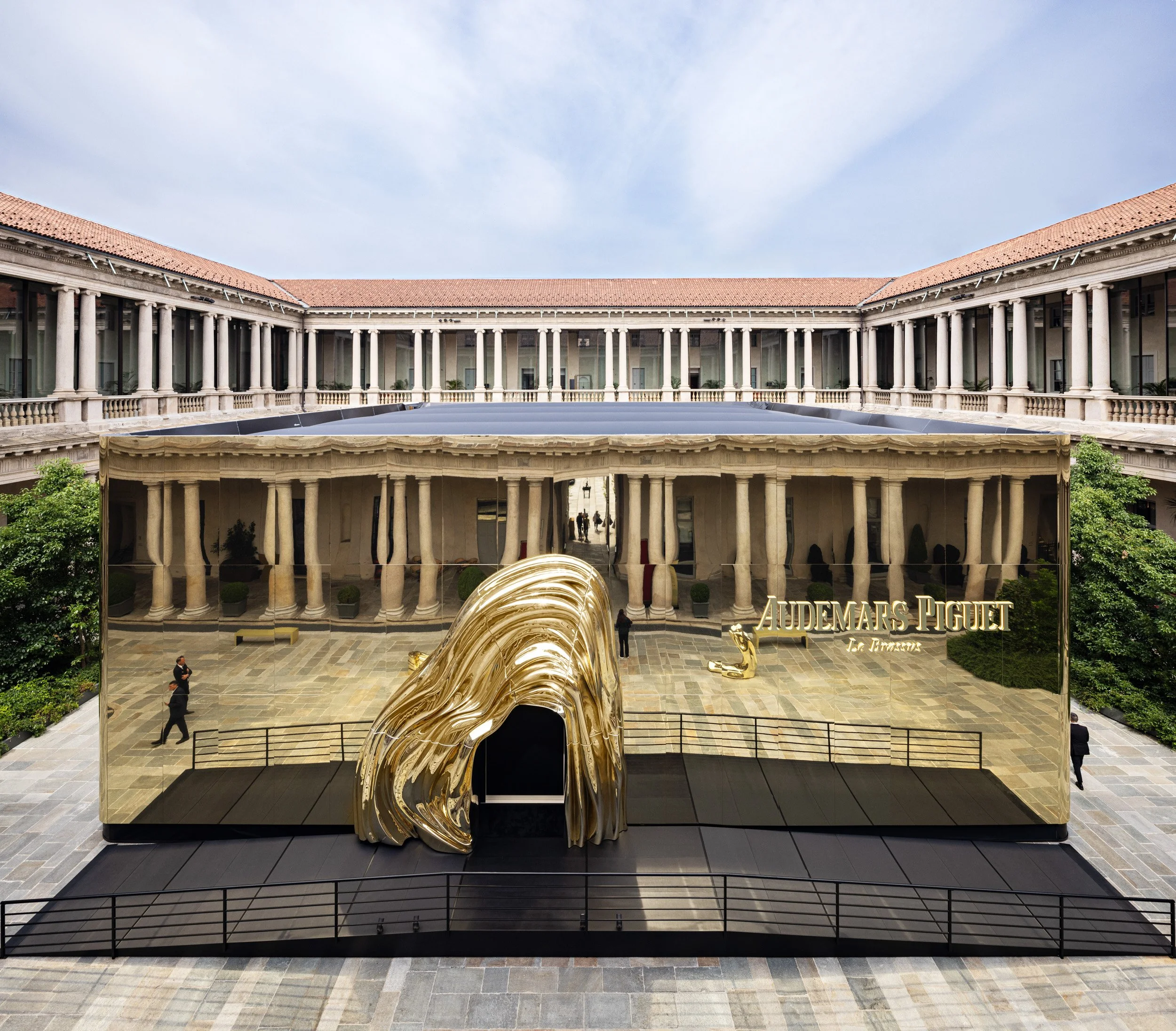 240607_GOLDENMAMA_AUDEMARSPIGUET_MILAN_©I.Mathie_1049-Panorama_2500px.jpg