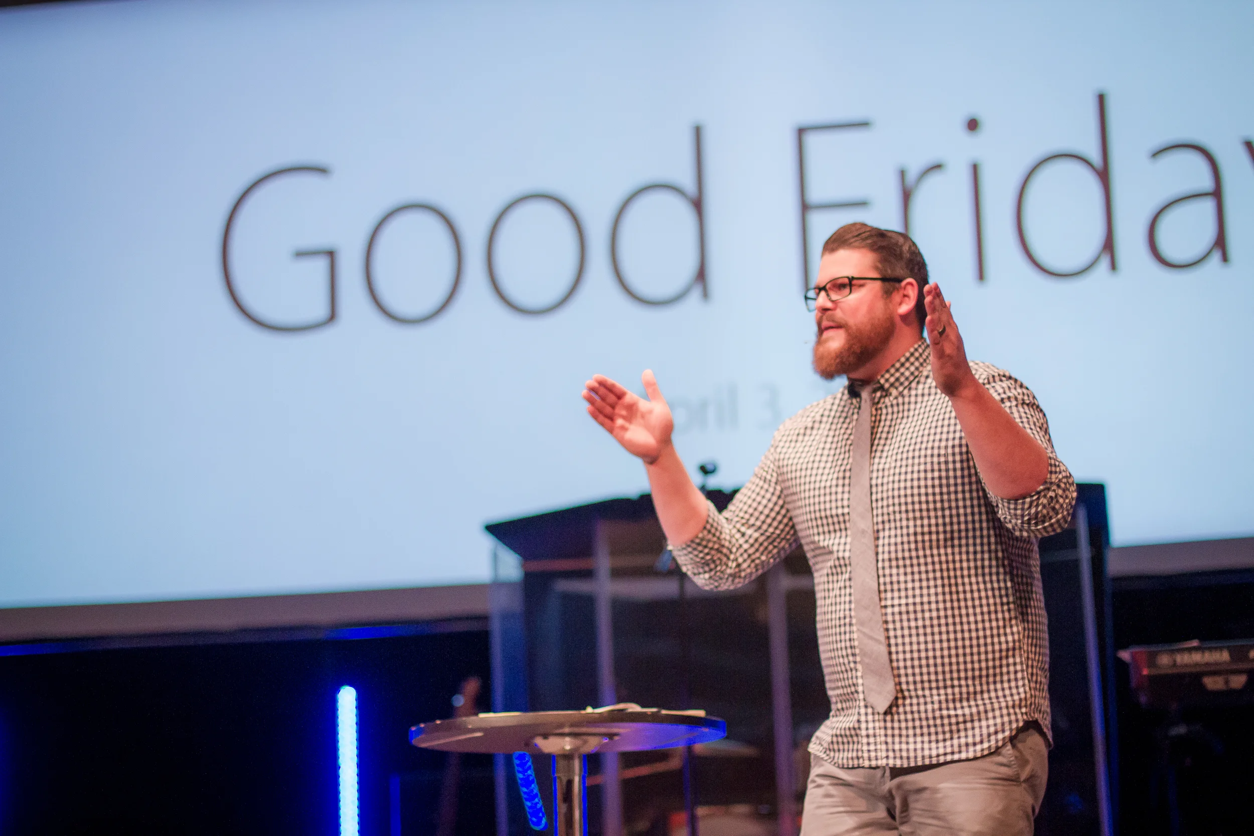 KEVIN PREACHING-21.jpg