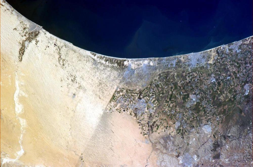 Borders separating Egypt, Israel, and the Gaza Strip. Photograph taken by astronaut Chris Hadfield aboard the ISS. (NASA)