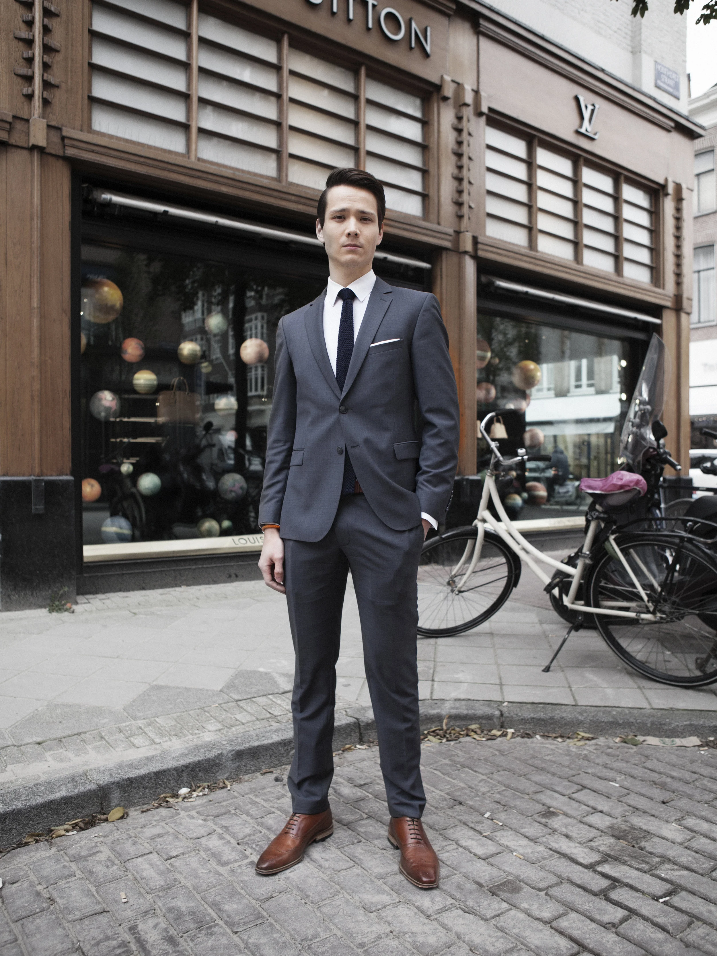 Sun Paul Lin, Amsterdam