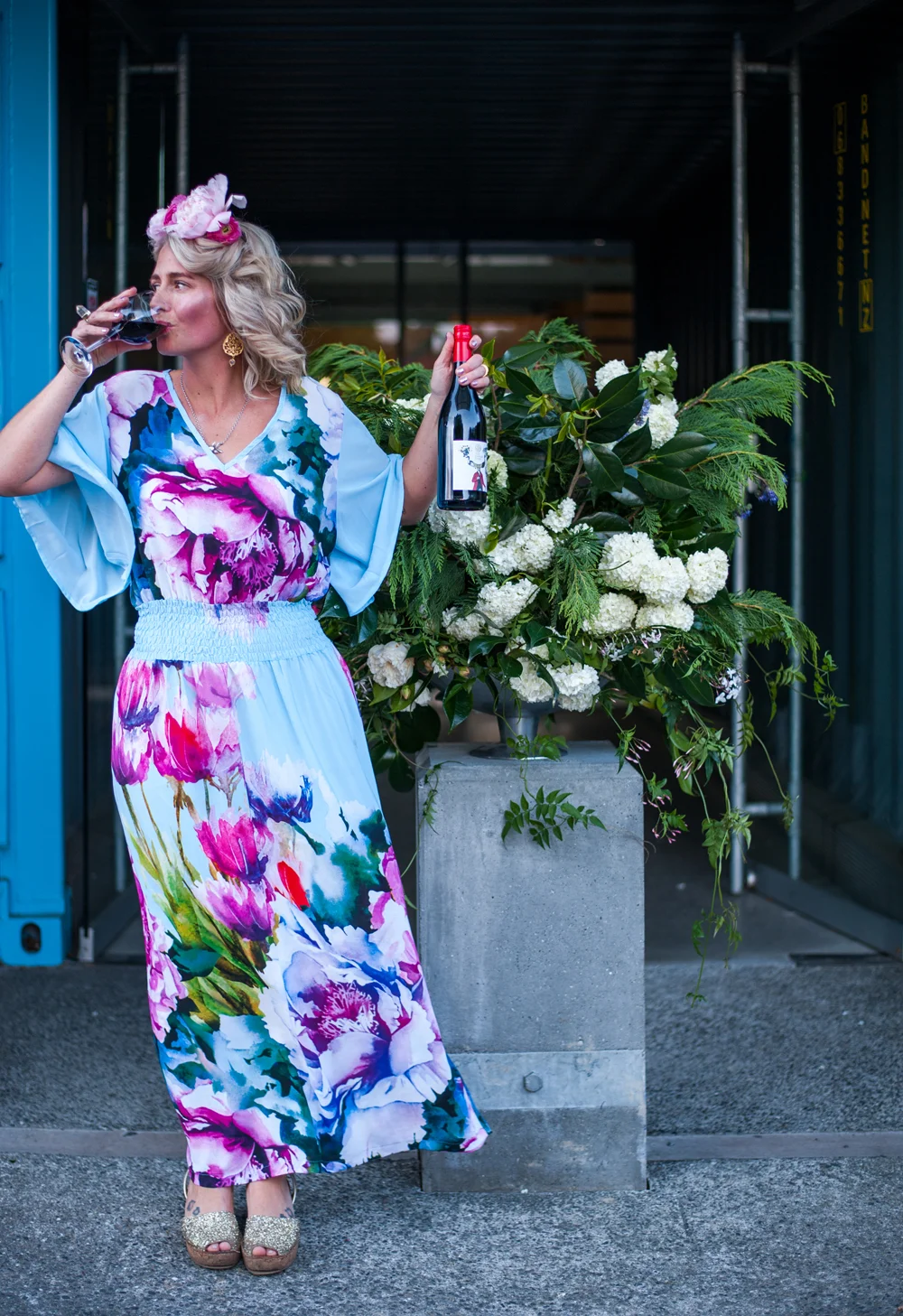 Laura models the Rod McDonald 'Mister' Syrah | photo: Florence Charvin