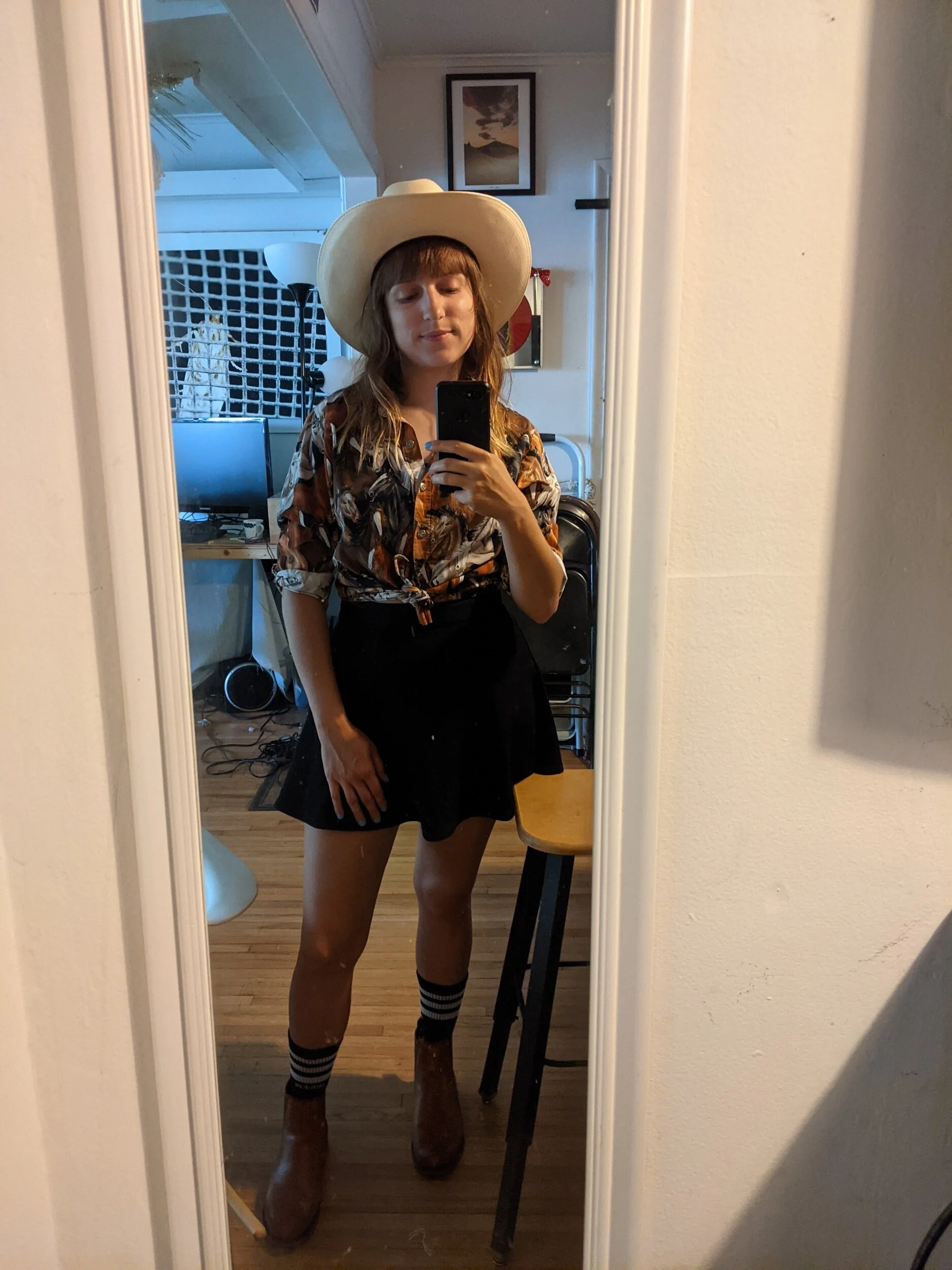 You know it's a good outfit when the band comes up to you after their show to tell you 🙃🤠Earlier in the evening I also had a girl pass by me and say, “I love your shirt……my dad just passed awayHe would've loved that shirtI'm drunk rn Just wanted to tell you I love your shirt…”I'm out here making people's night in my cowgirl cosplay.Everyone loved the hat, thanks grandpa 💕