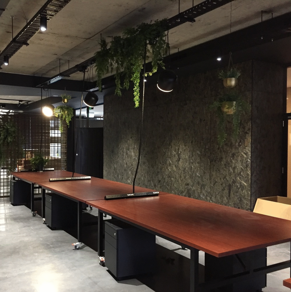 Webp.net-gifmaker (3).gif