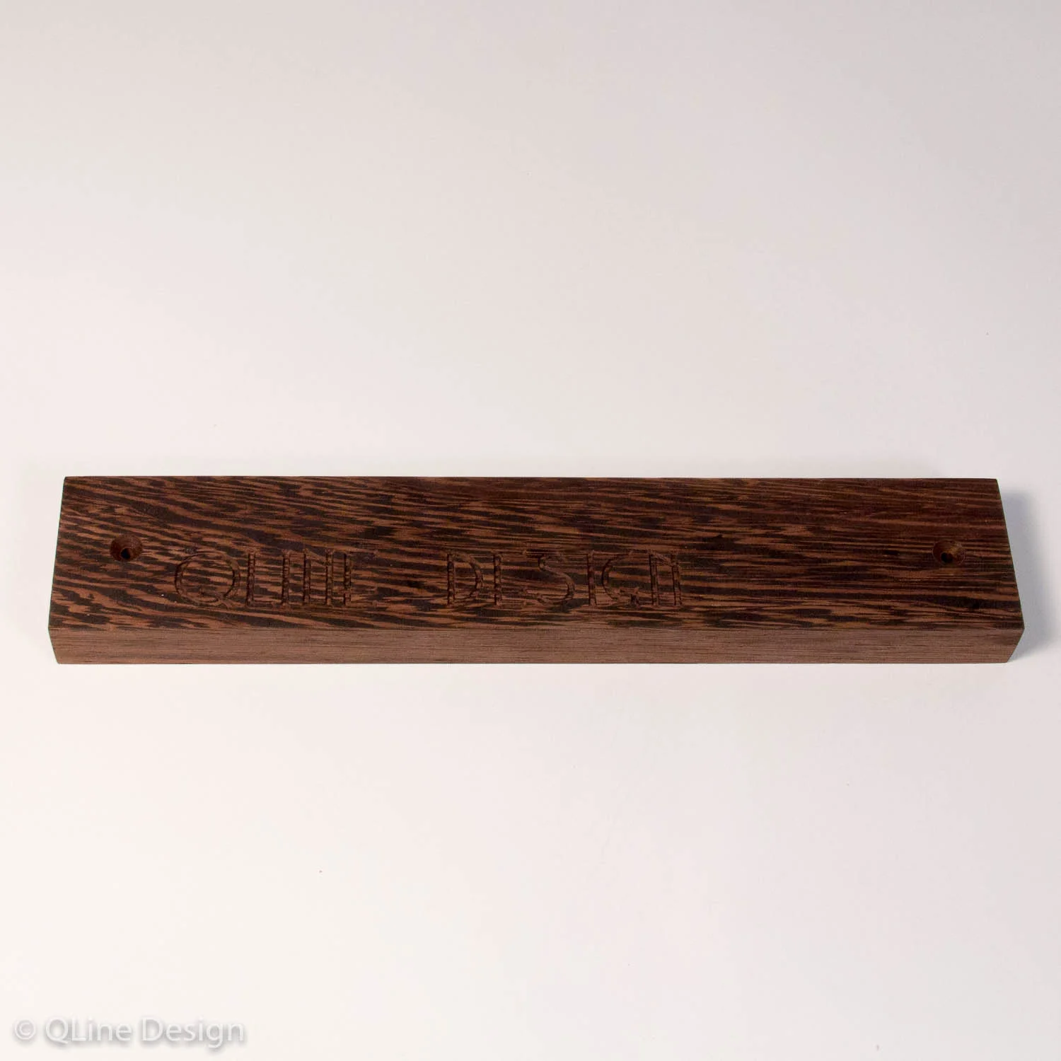 Magnetic mounting block