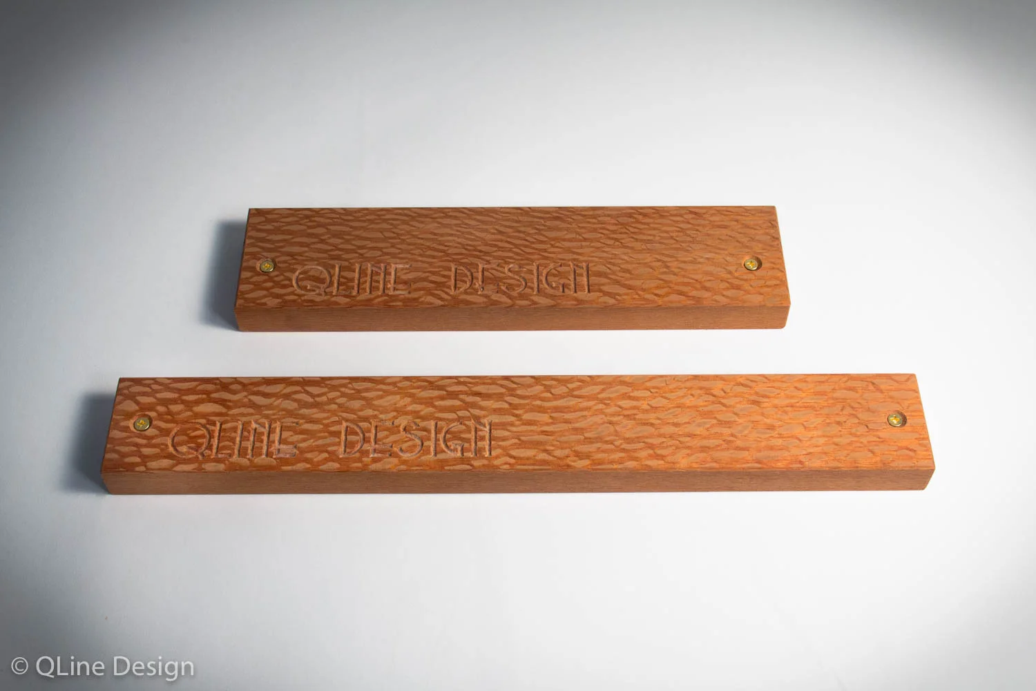 Magnetic mounting block