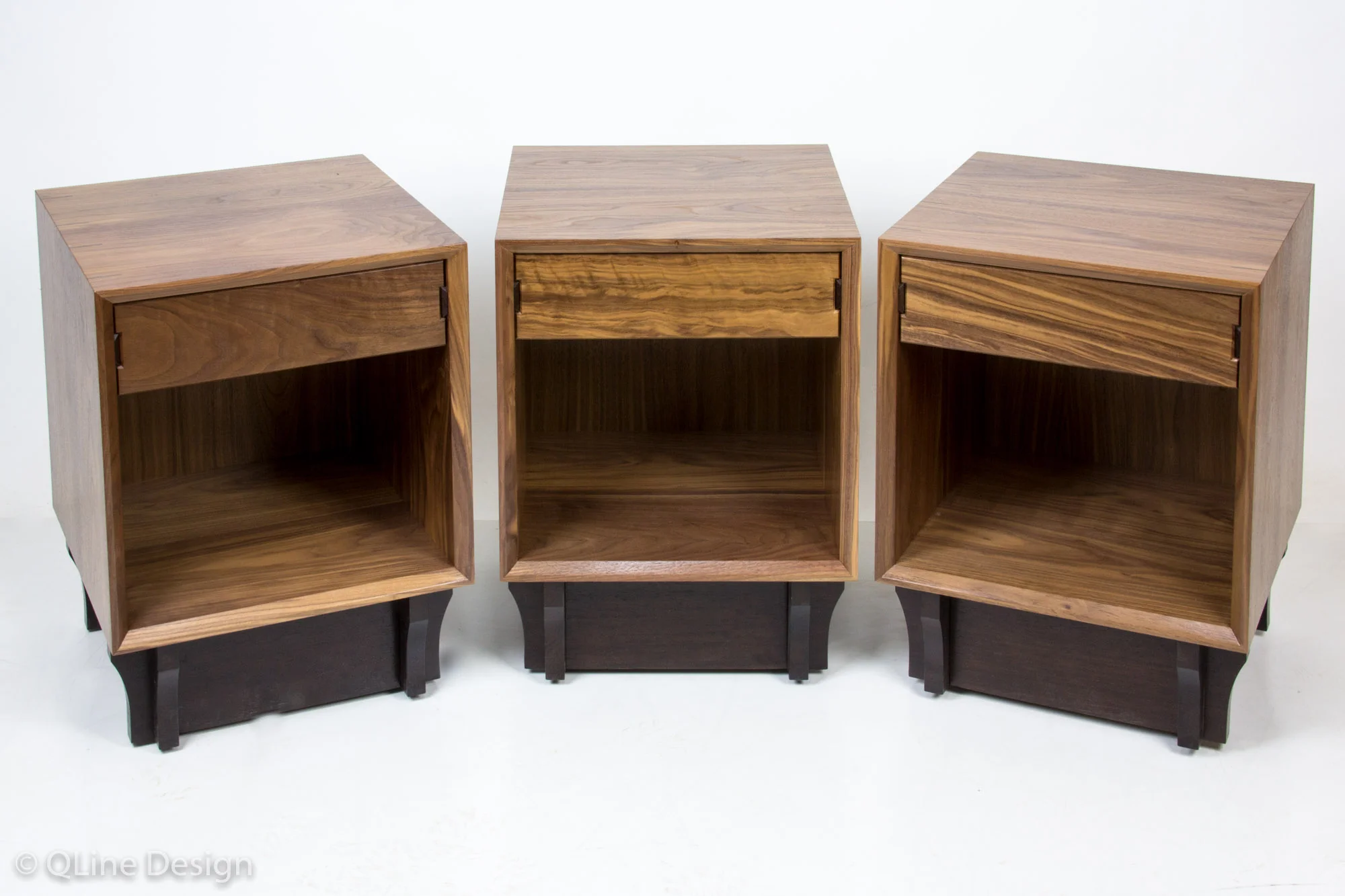 QLine Qube End Table-16.jpg