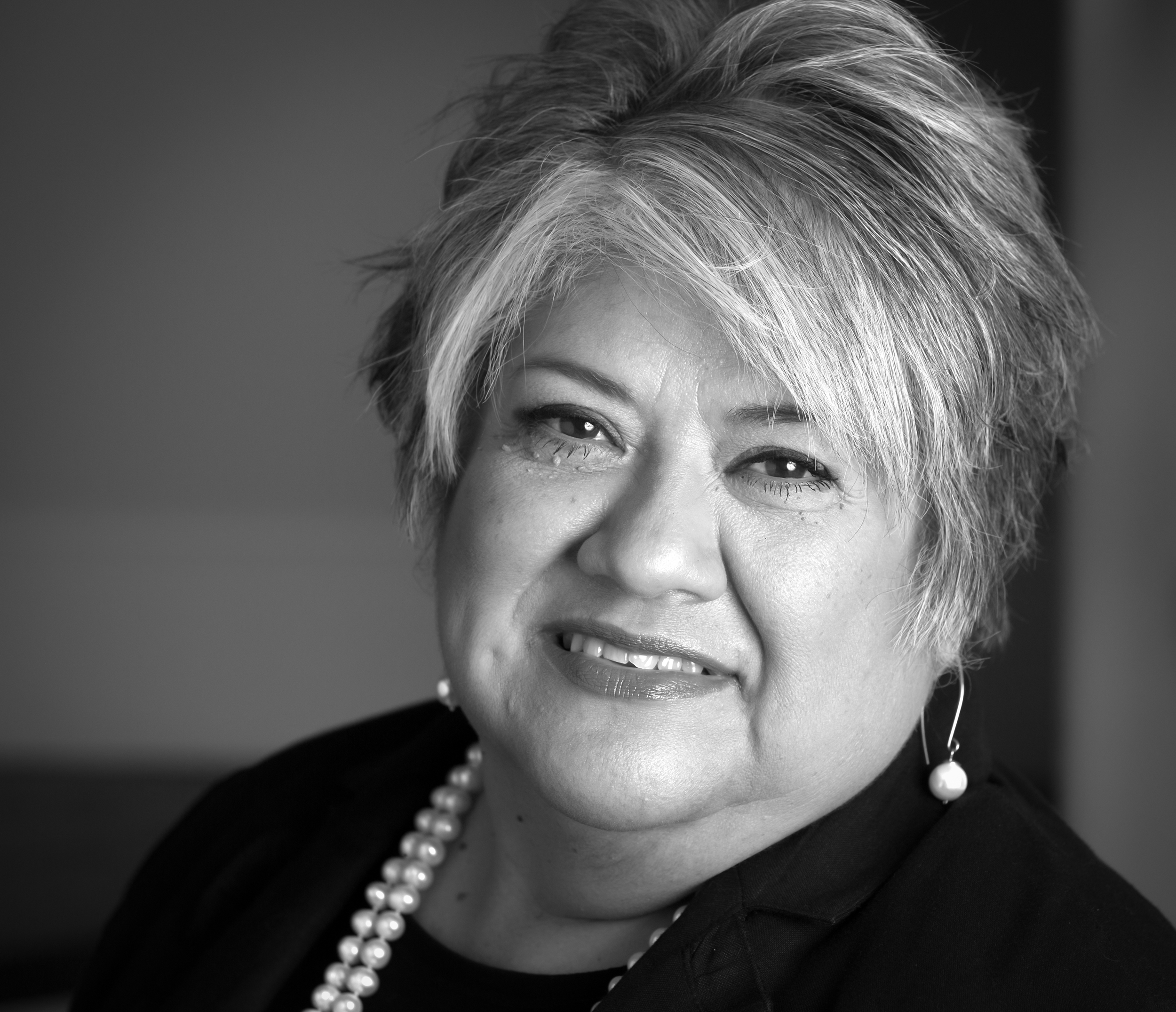 Rosa Navejar