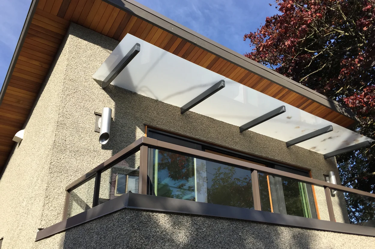 lanefab-w8th-awning.jpg