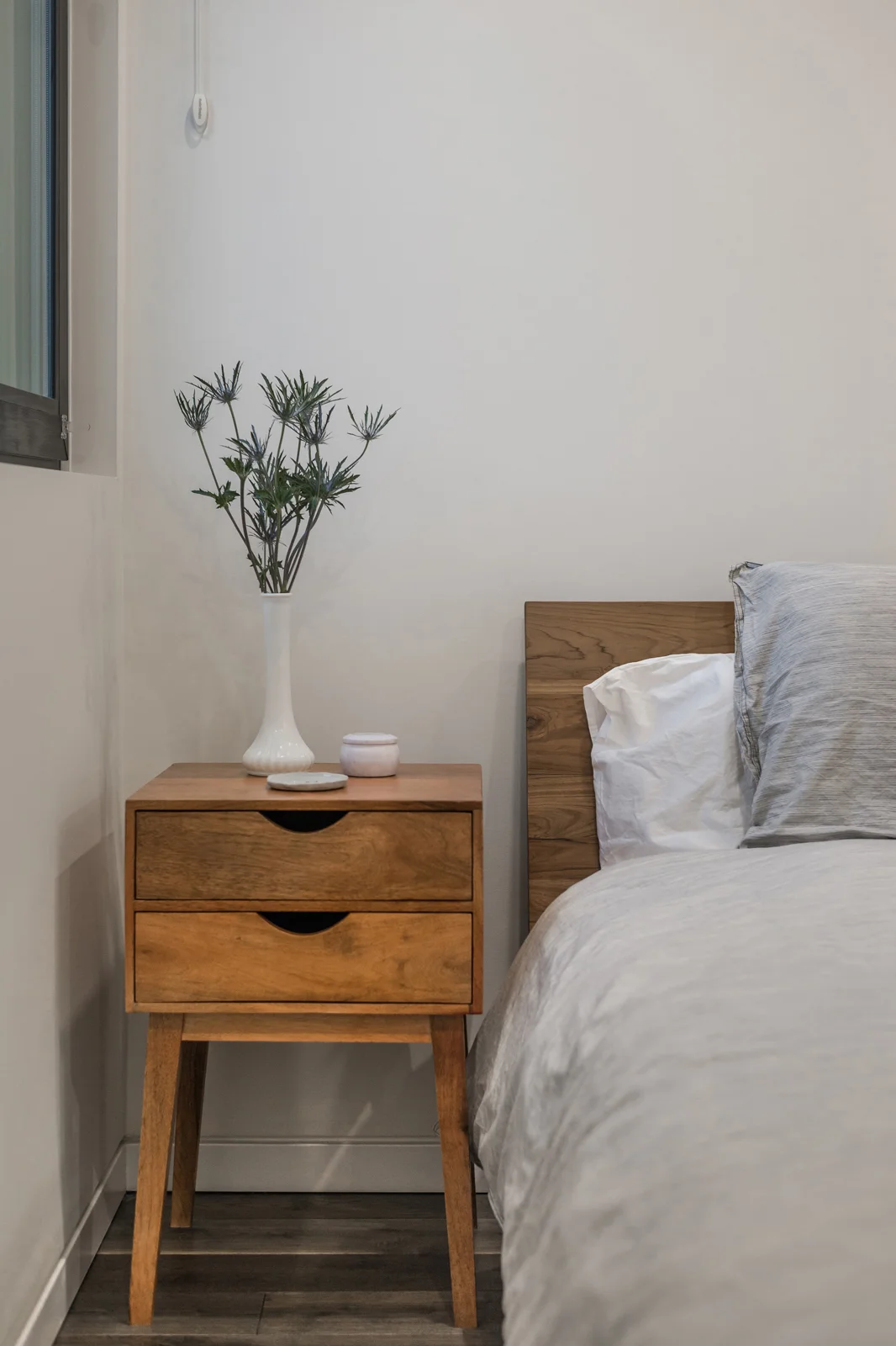 4665 Commercial St_19.jpg