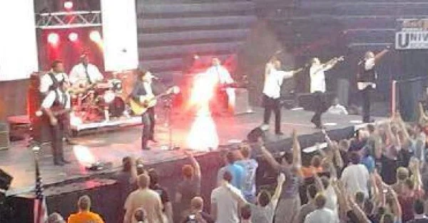 PK Angel sighting on stage2.jpg