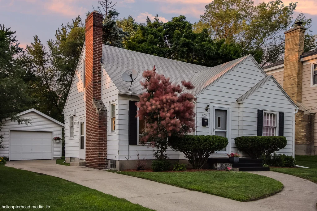 001-exterior-home-front-1.jpg