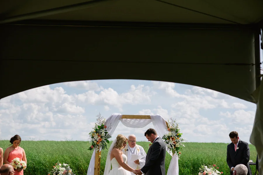 bbcollective_yeg_2016_ashleyandcraig_wedding_photography037.6.jpg