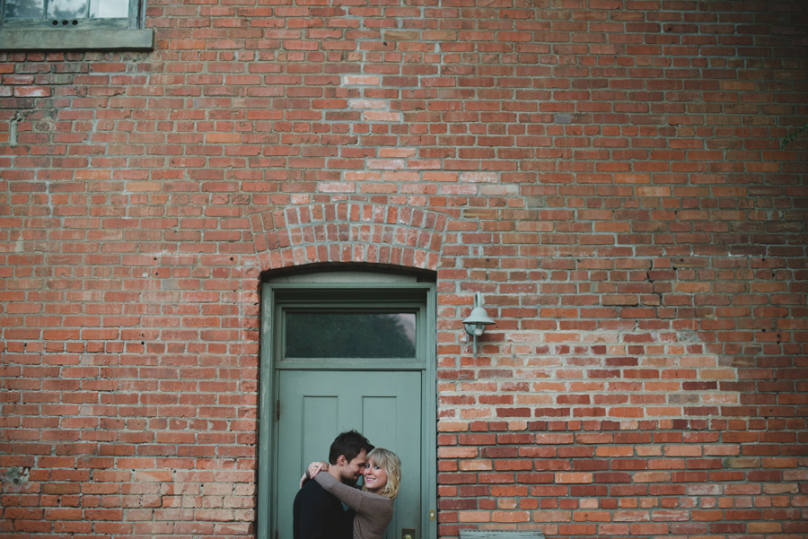 bbcollective_yeg_2016_robynandmichael_engagement_photography020.jpg