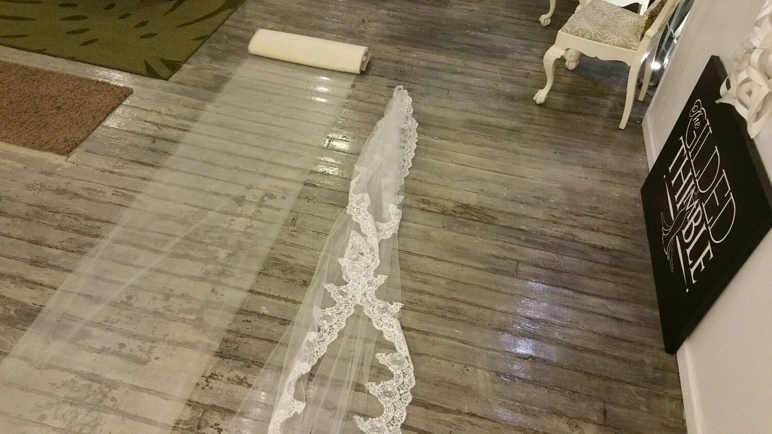 We're makin' veils this morning before our line up of initial consultations start.&nbsp;