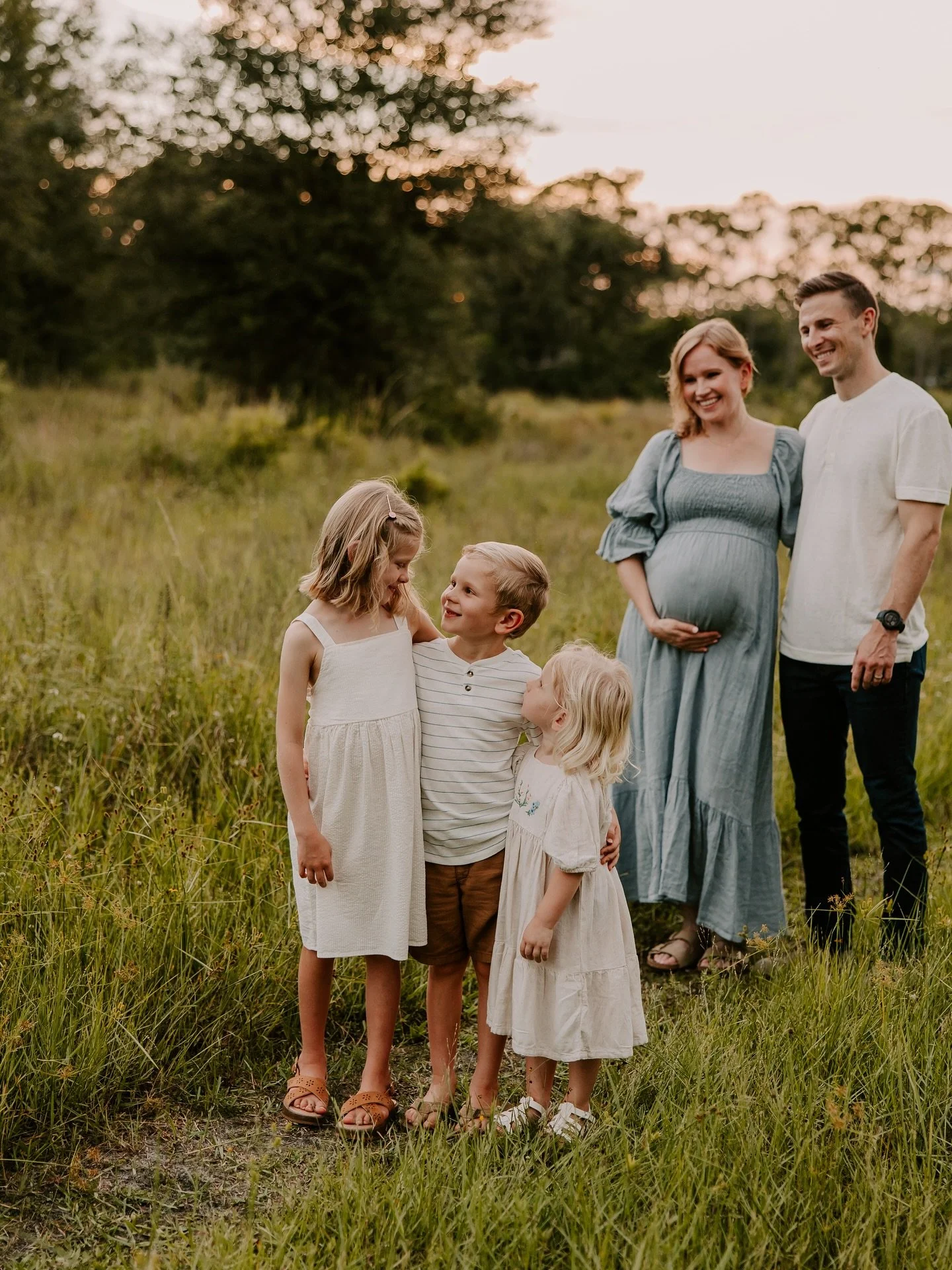 if I could post every image from this session I would 🤍 I met devin & faith at their engagement session back in 2014 and look at them now!