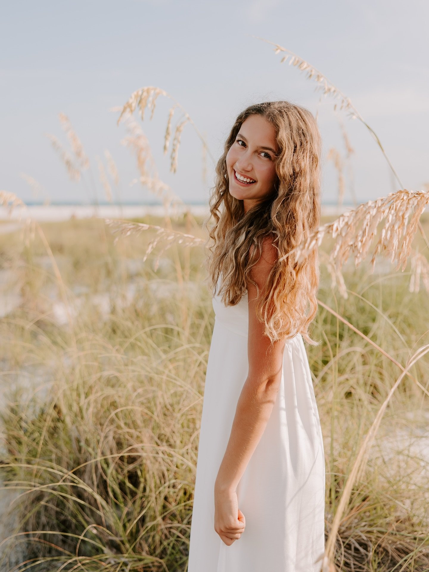 a fun senior session for your monday morning 🫶🏻