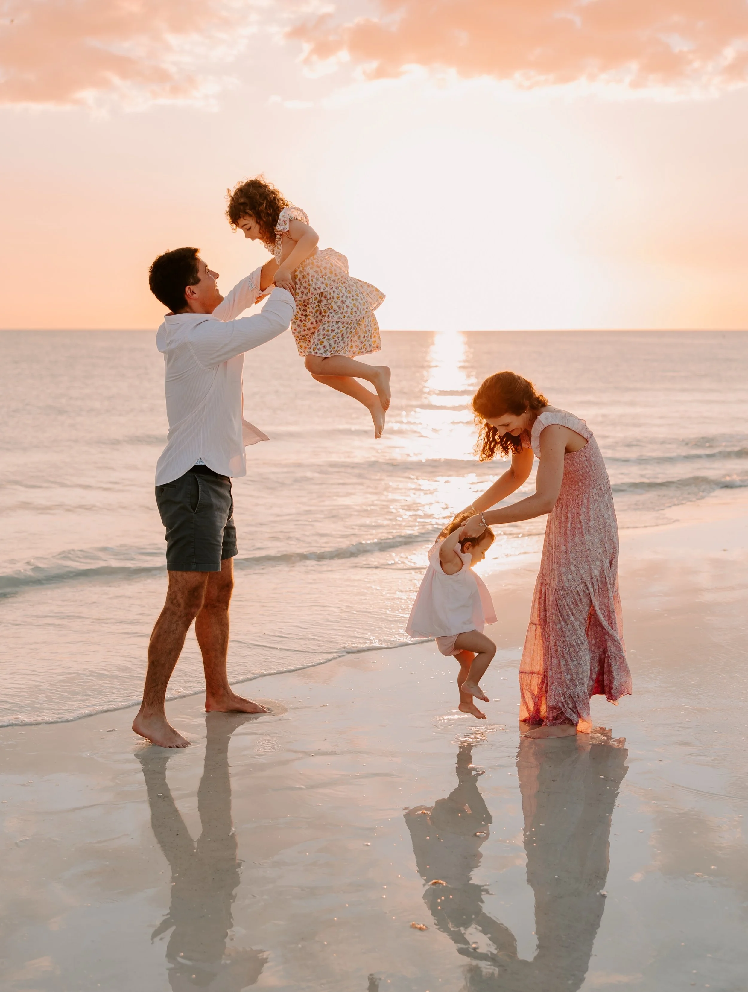 the sunset for this family session was unreal ✨