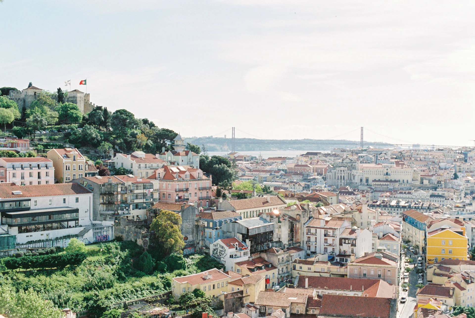 Wedding photographer in Lisbon _ Fotógrafo de casamento _ Elopement in Lisbon