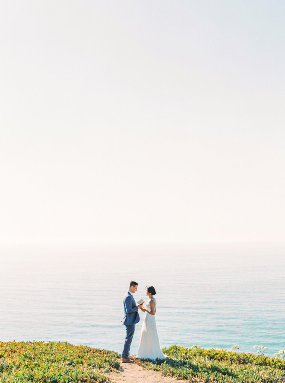 Perfect-elopement-in-portugal©RuiVazFranco _ Love Is My Favorite Color_ 02.jpg