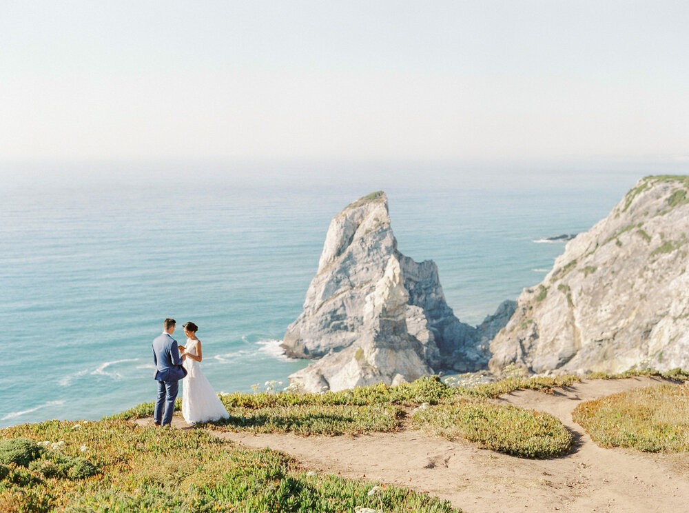 Perfect-elopement-in-portugal©RuiVazFranco _ Love Is My Favorite Color_ 01.jpg