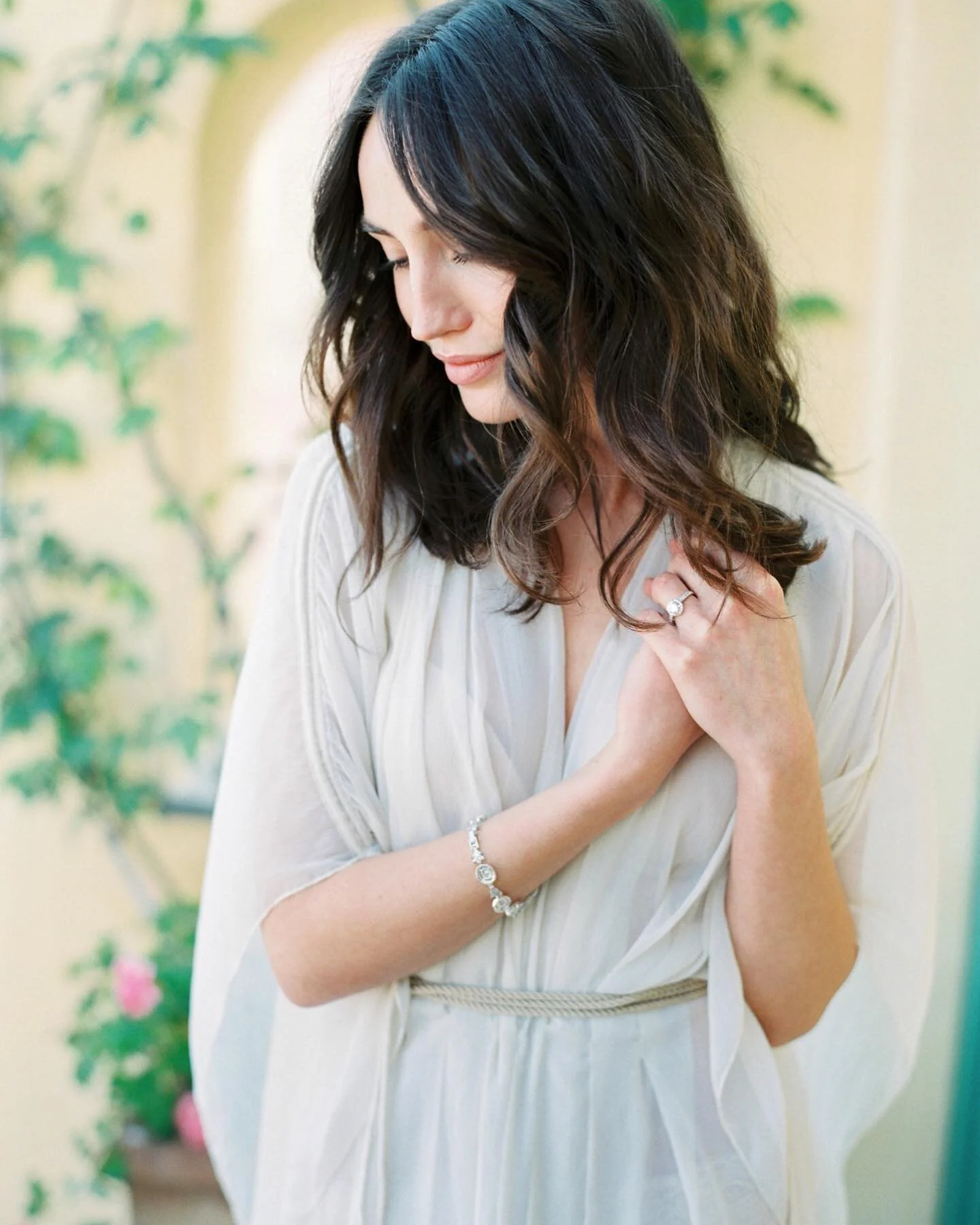 We are waiting for you.
Yes, the beautiful you.
⠀
Ready to make your light shine through in the most honest and precious way.
Celebrating the beauty you hold inside and every inch of who you are.
⠀
Let us take you on this delicate journey of enlighte