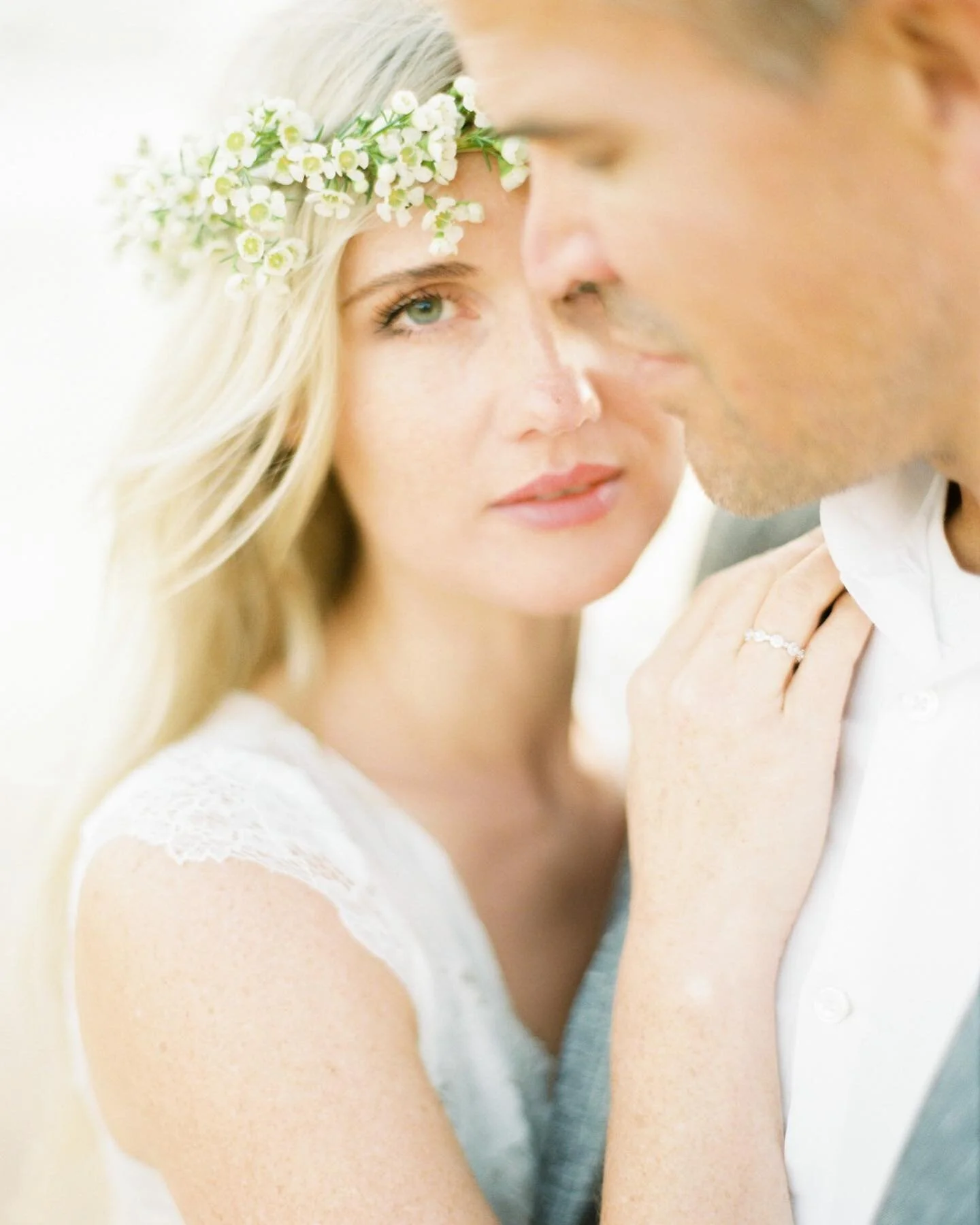 &ldquo;Sometimes, all it takes, is just the two of us&rdquo;
CVF @cristianavazfranco
⠀
Eloping never felt so right &hearts;️
⠀
&bull;
⠀
This is @isabeljphoto &amp; Dan, just the two of them.
⠀
Photography @love.is.my.favorite.color
Florals @martaiven
