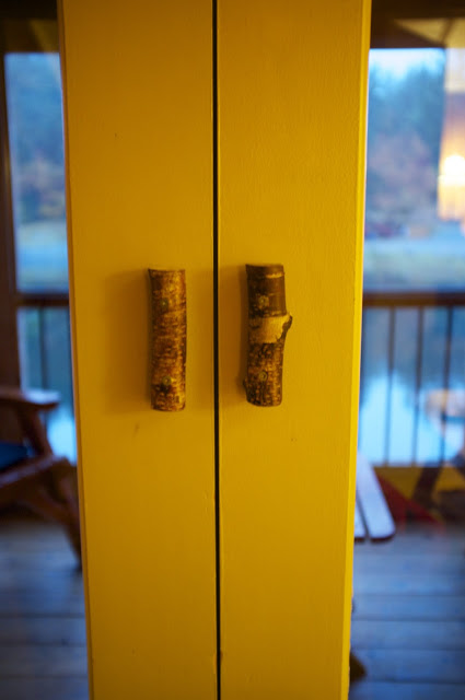 Bright door trim with branch handles
