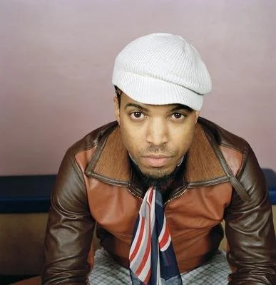 Van Hunt looking gorgeous with his beautiful eyes.jpg